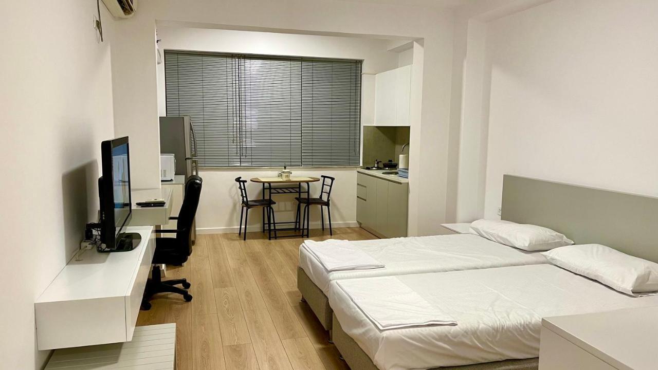 Johana Blloku Apartment In Amazing Location! Tirana Buitenkant foto