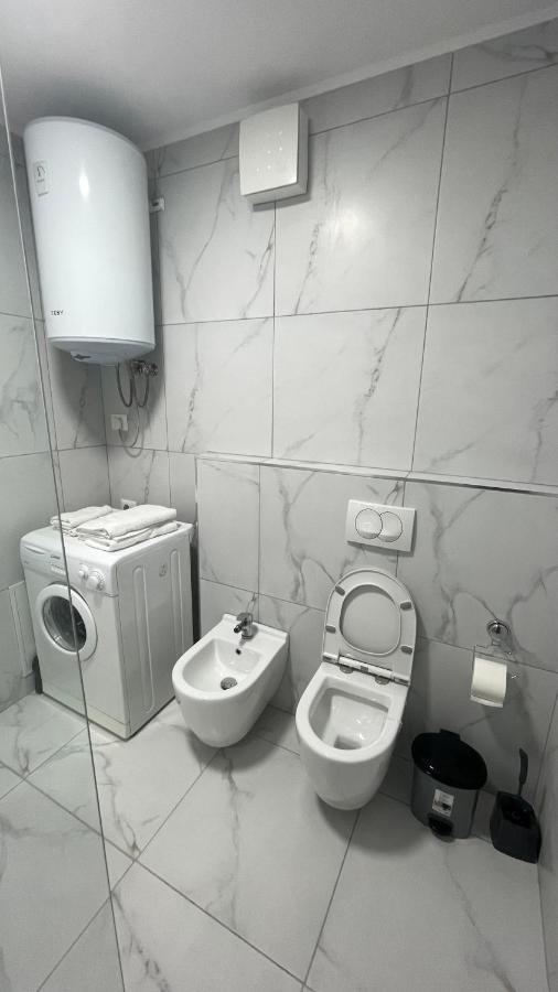 Johana Blloku Apartment In Amazing Location! Tirana Buitenkant foto