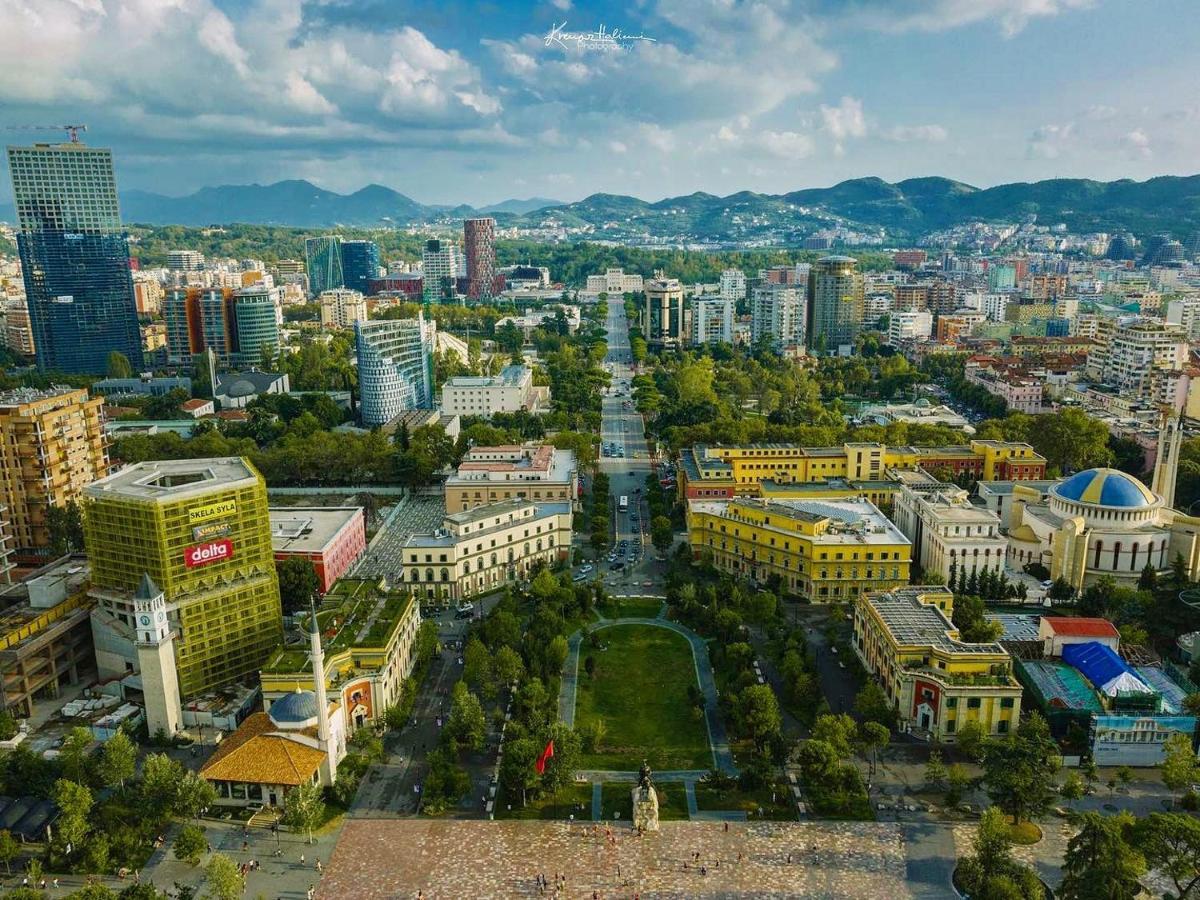 Johana Blloku Apartment In Amazing Location! Tirana Buitenkant foto